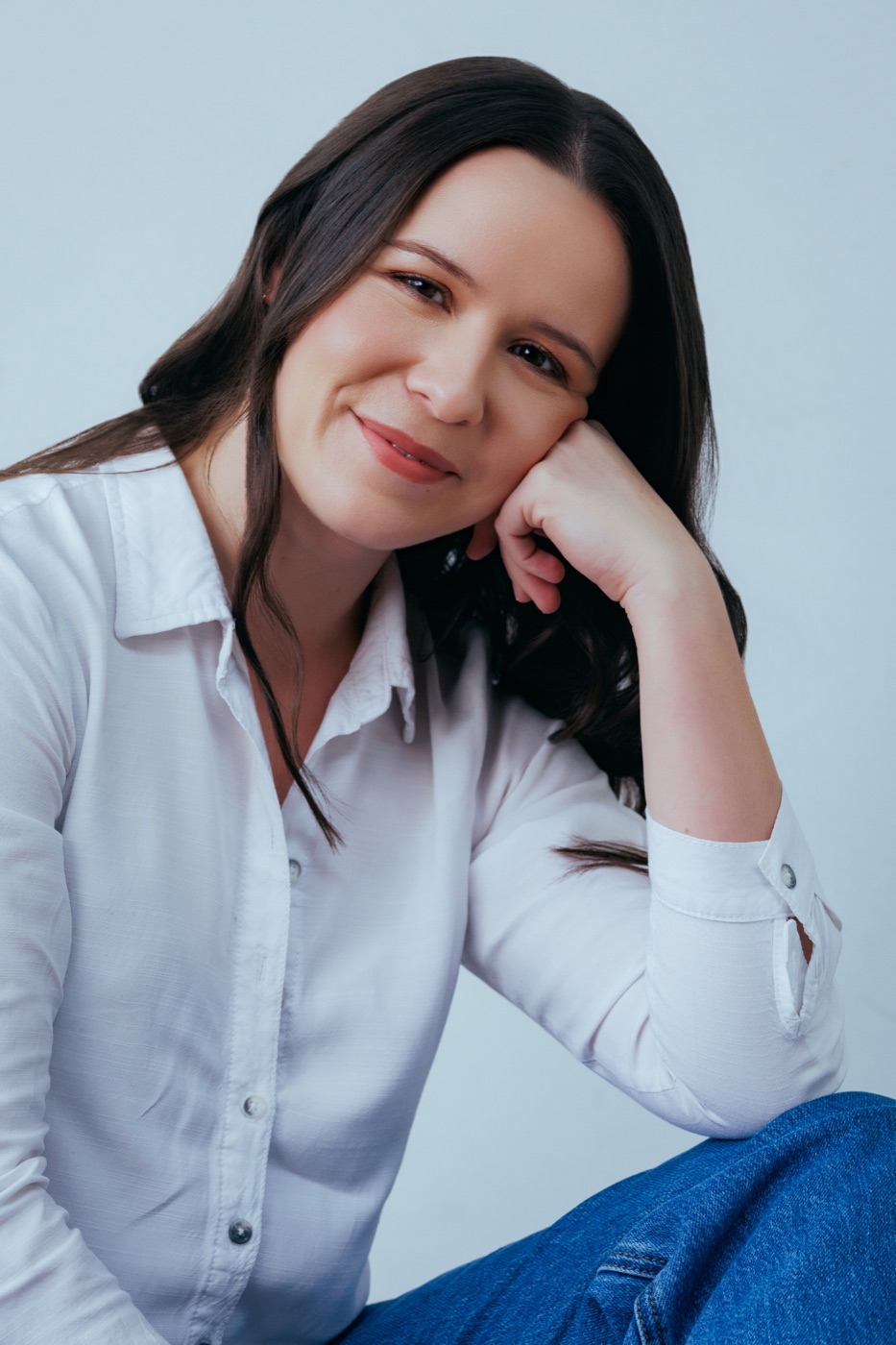 Lauren smiling — portrait